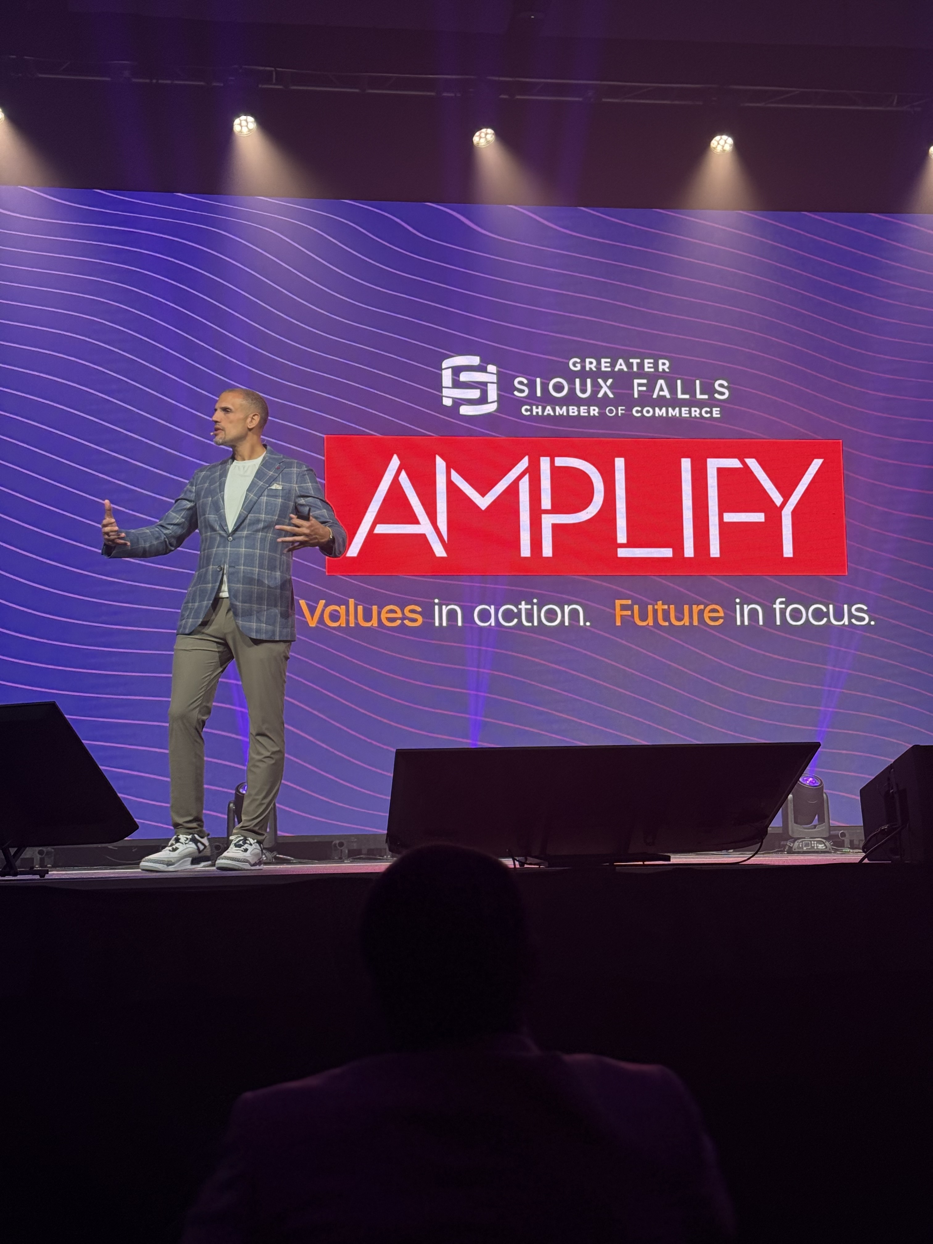 Tamien Dysart on stage at Amplify